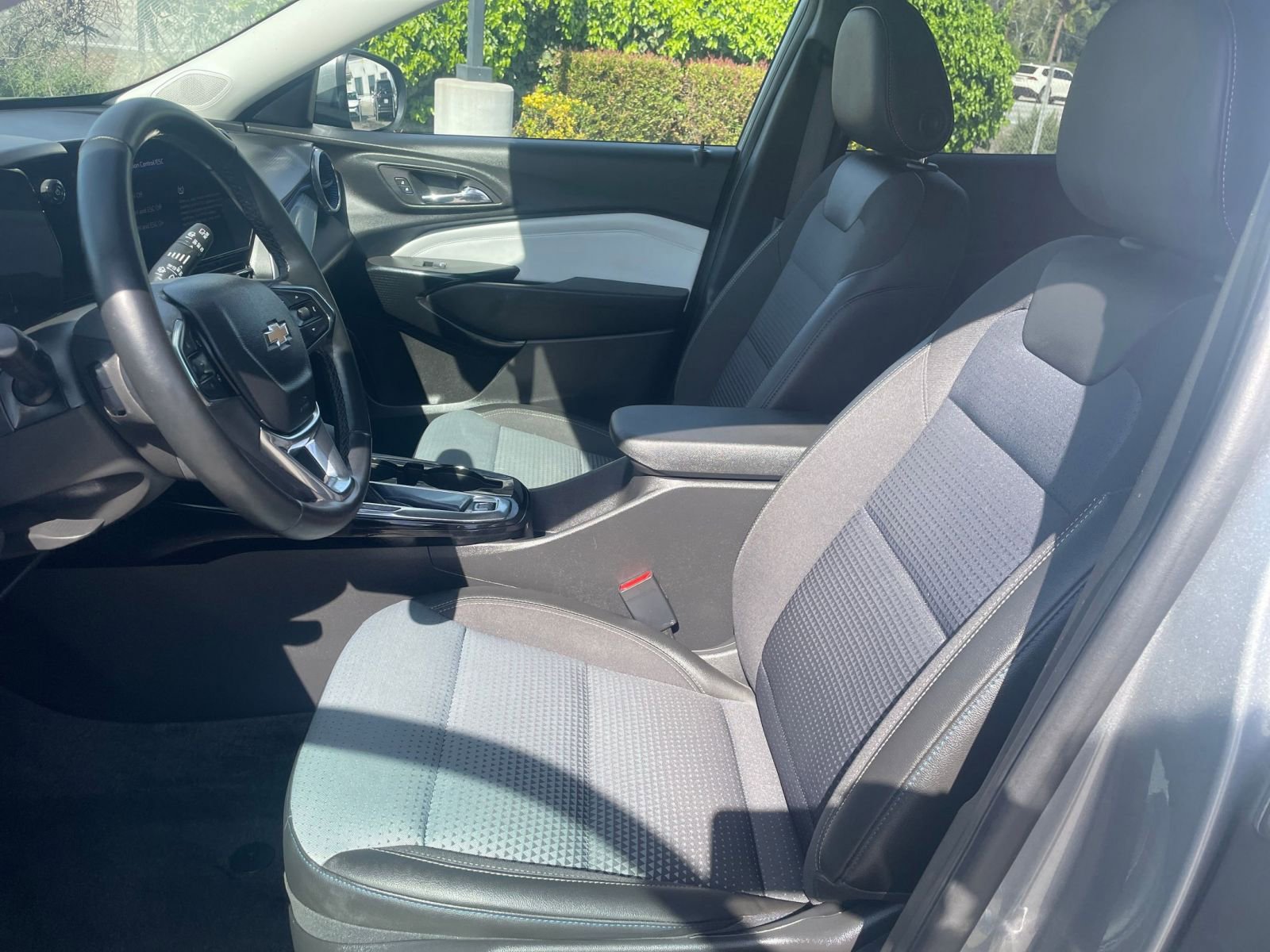 Thumbnail: 2025 Chevrolet Trax - 30