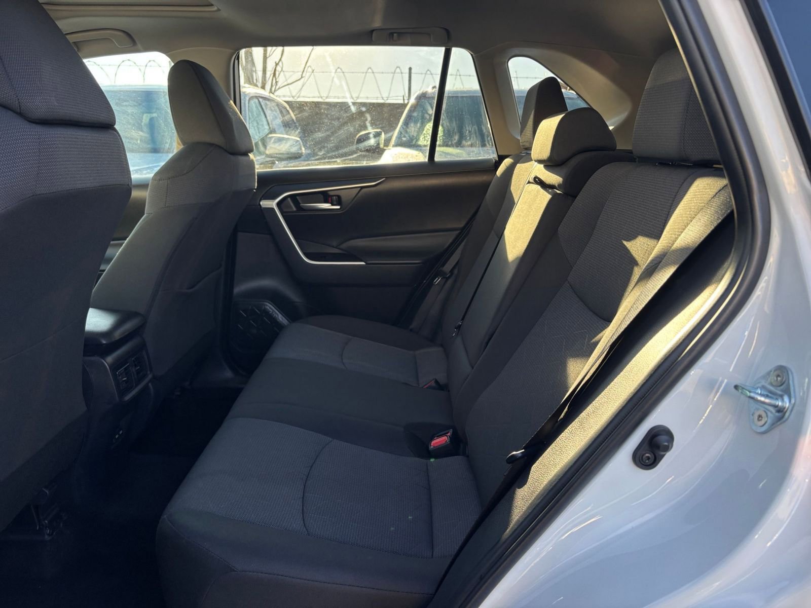 Thumbnail: 2025 Toyota RAV4 - 25