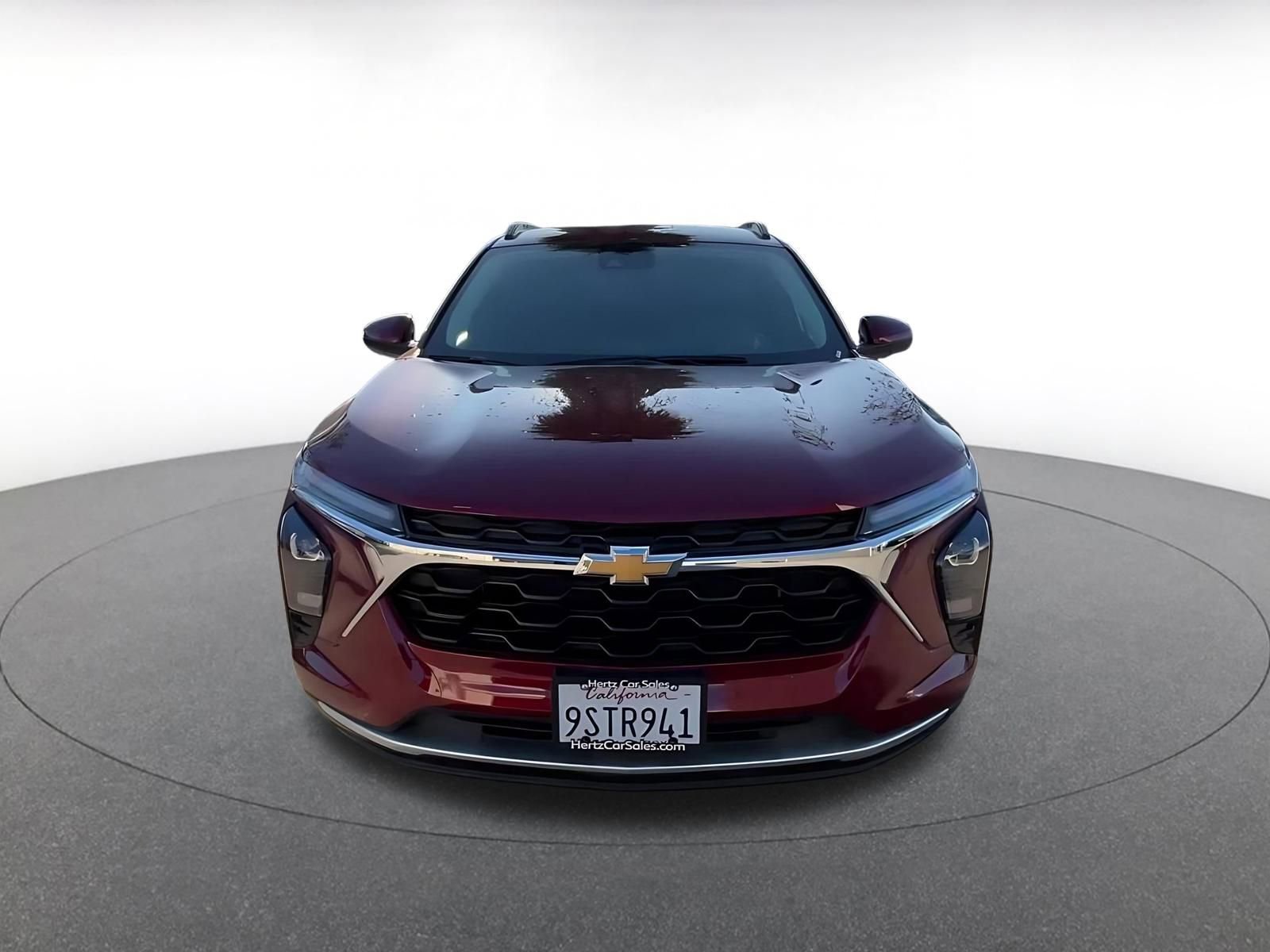 Thumbnail: 2025 Chevrolet Trax - 4