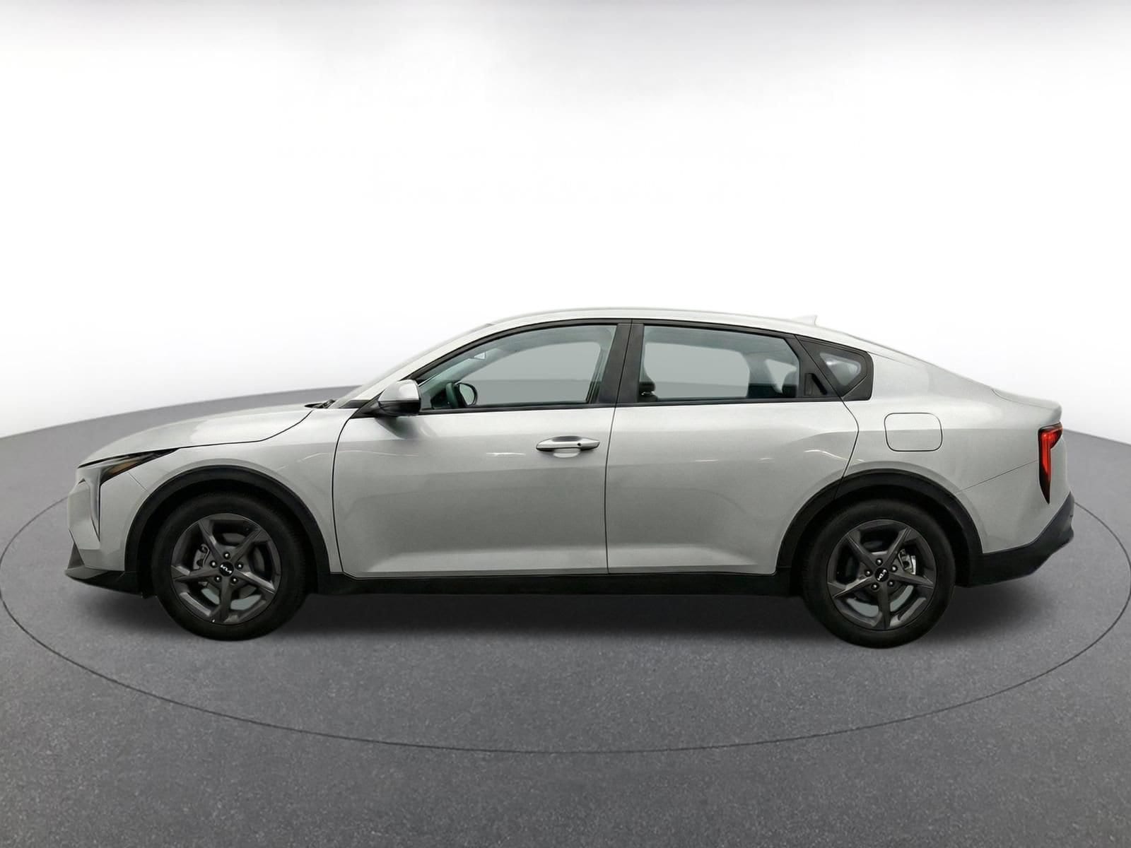 Thumbnail: 2025 Kia K4 - 4