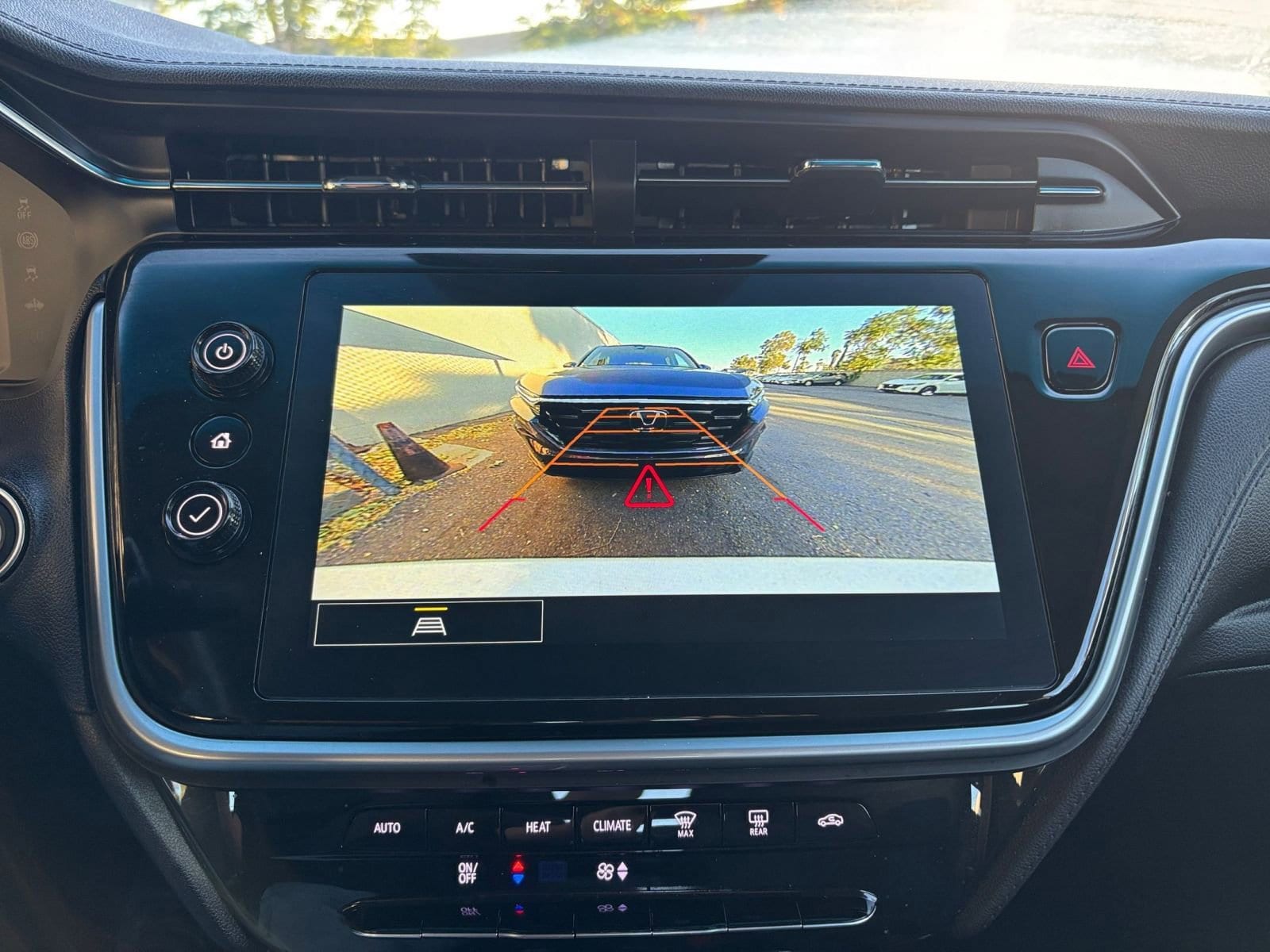 Thumbnail: 2023 Chevrolet Bolt EV - 17