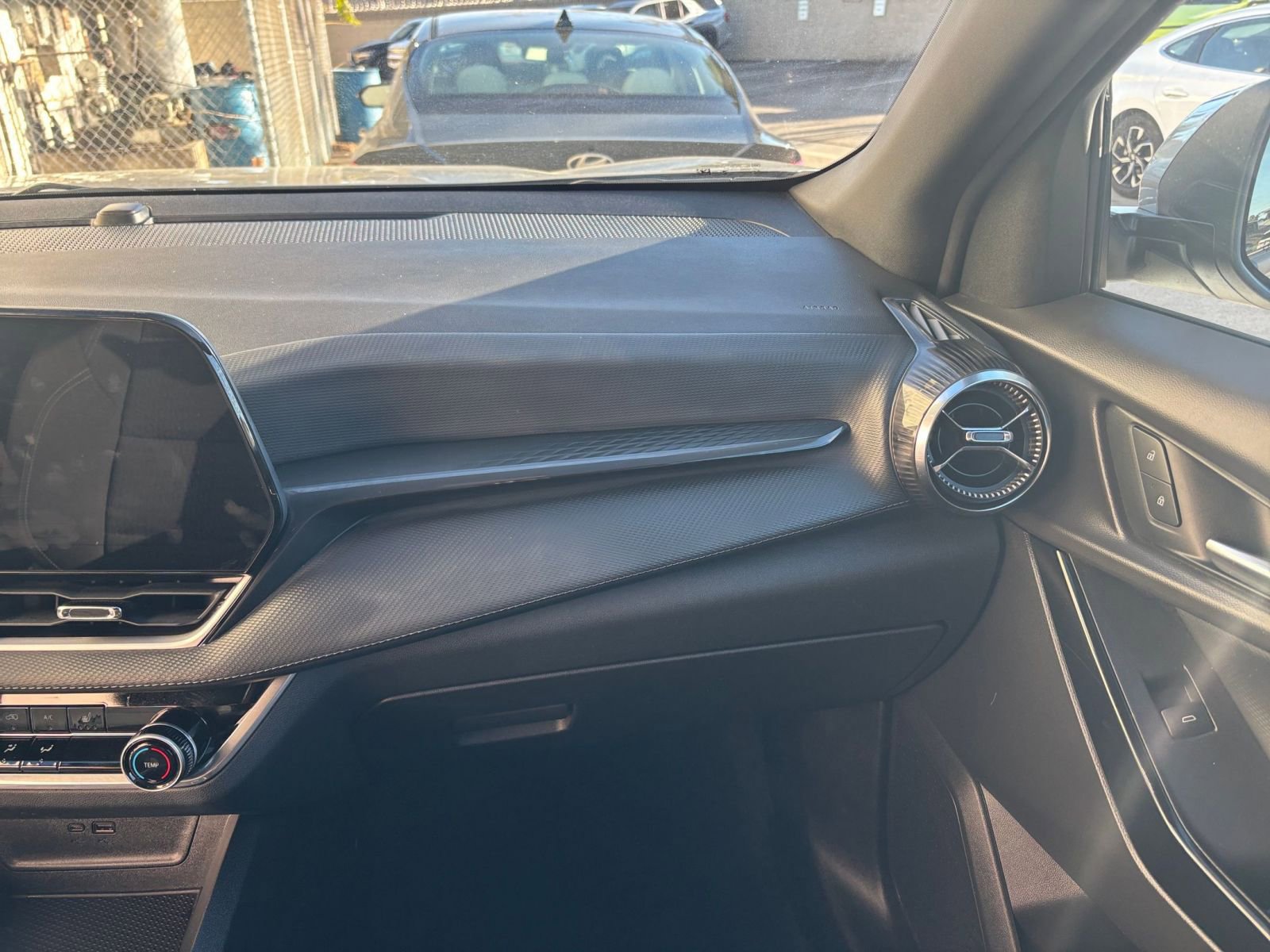 Thumbnail: 2025 Chevrolet Equinox - 35