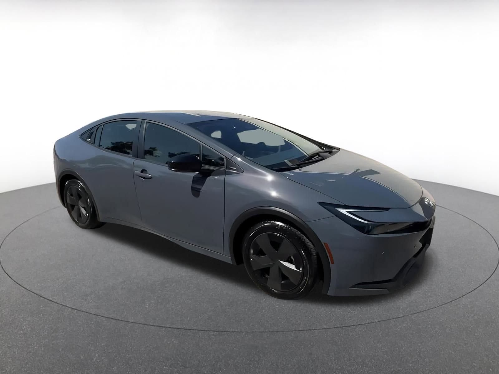 Thumbnail: 2025 Toyota Prius - 2