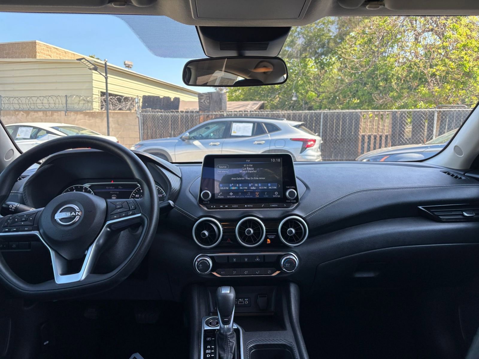 Thumbnail: 2025 Nissan Sentra - 32