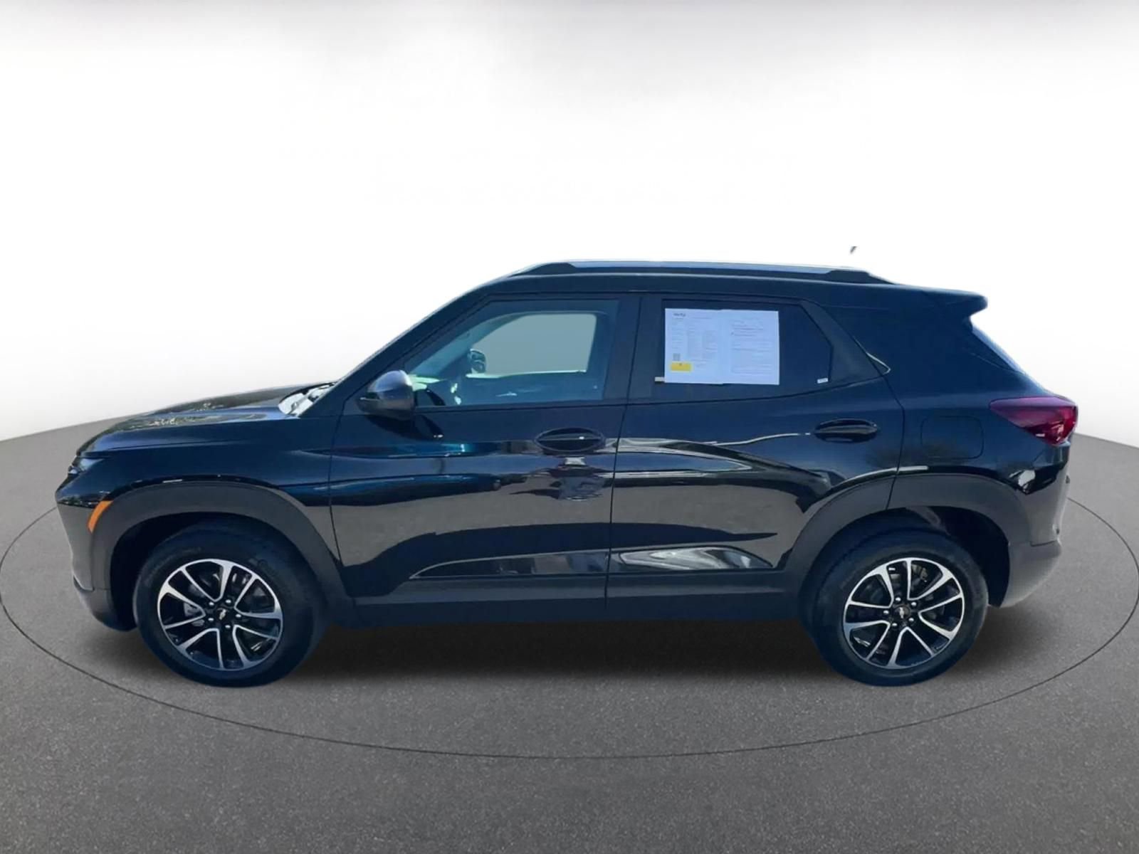 Thumbnail: 2025 Chevrolet TrailBlazer - 9