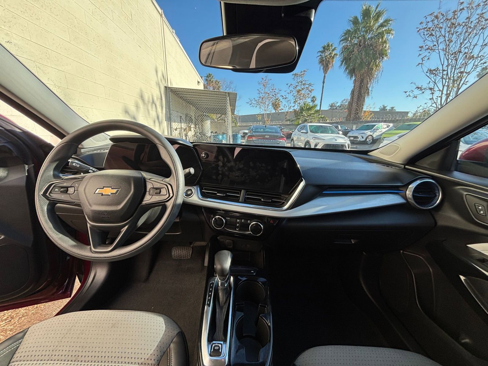 Thumbnail: 2025 Chevrolet Trax - 33