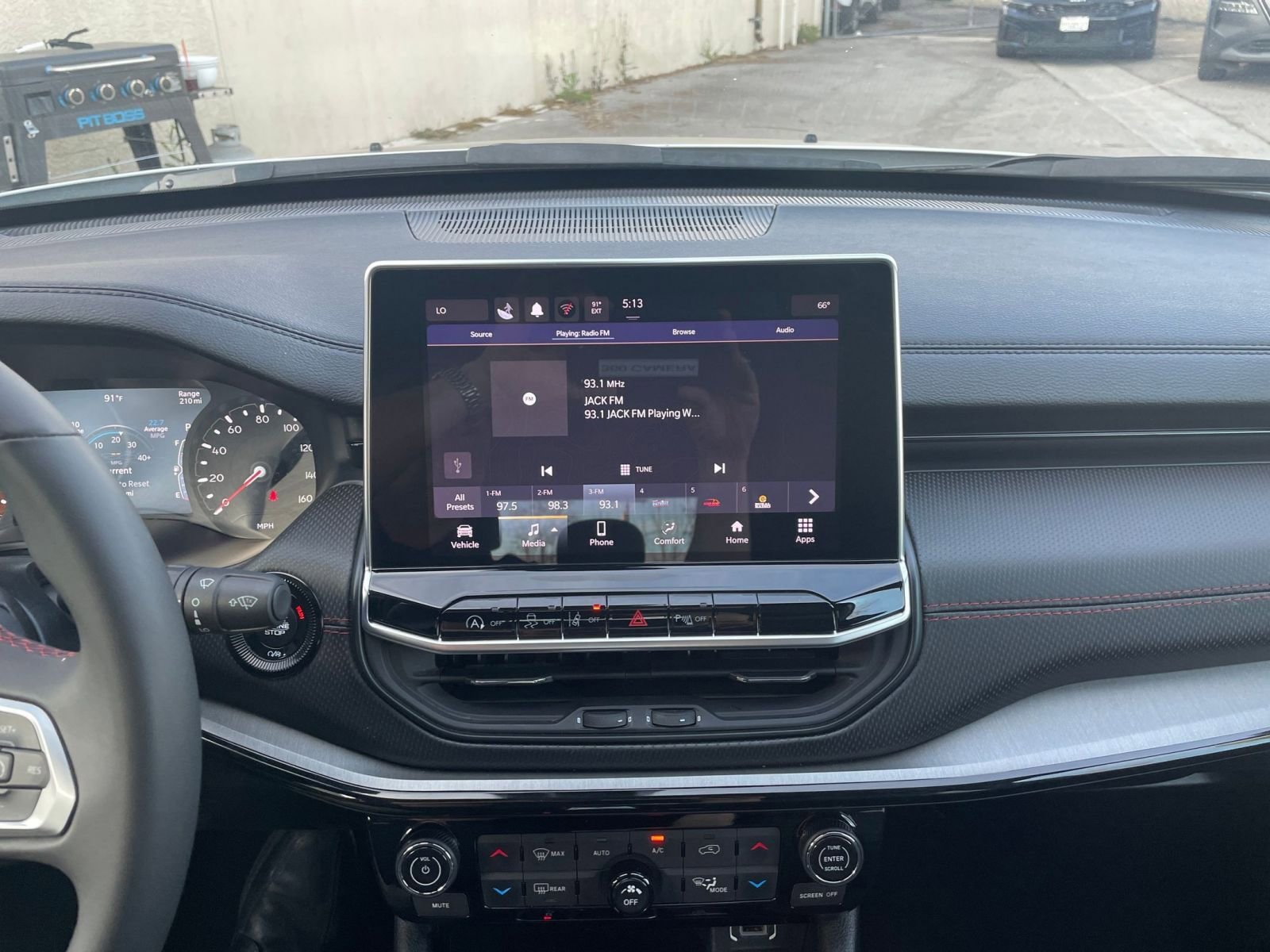 Thumbnail: 2025 Jeep Compass - 17