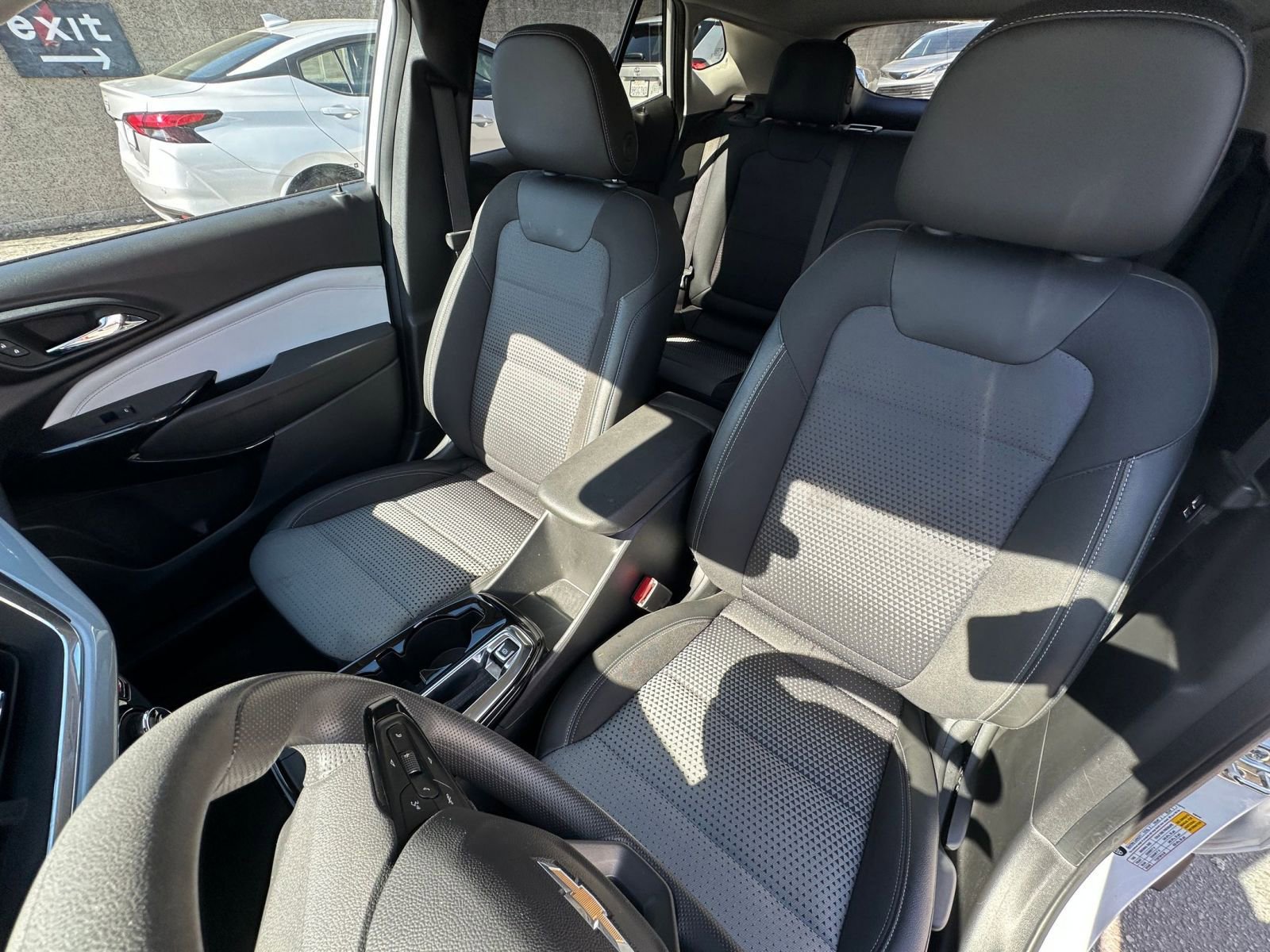 Thumbnail: 2025 Chevrolet Trax - 35