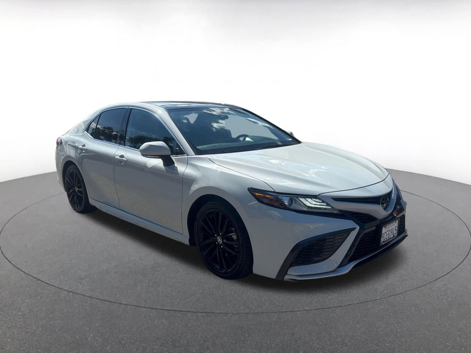 Thumbnail: 2022 Toyota Camry - 1
