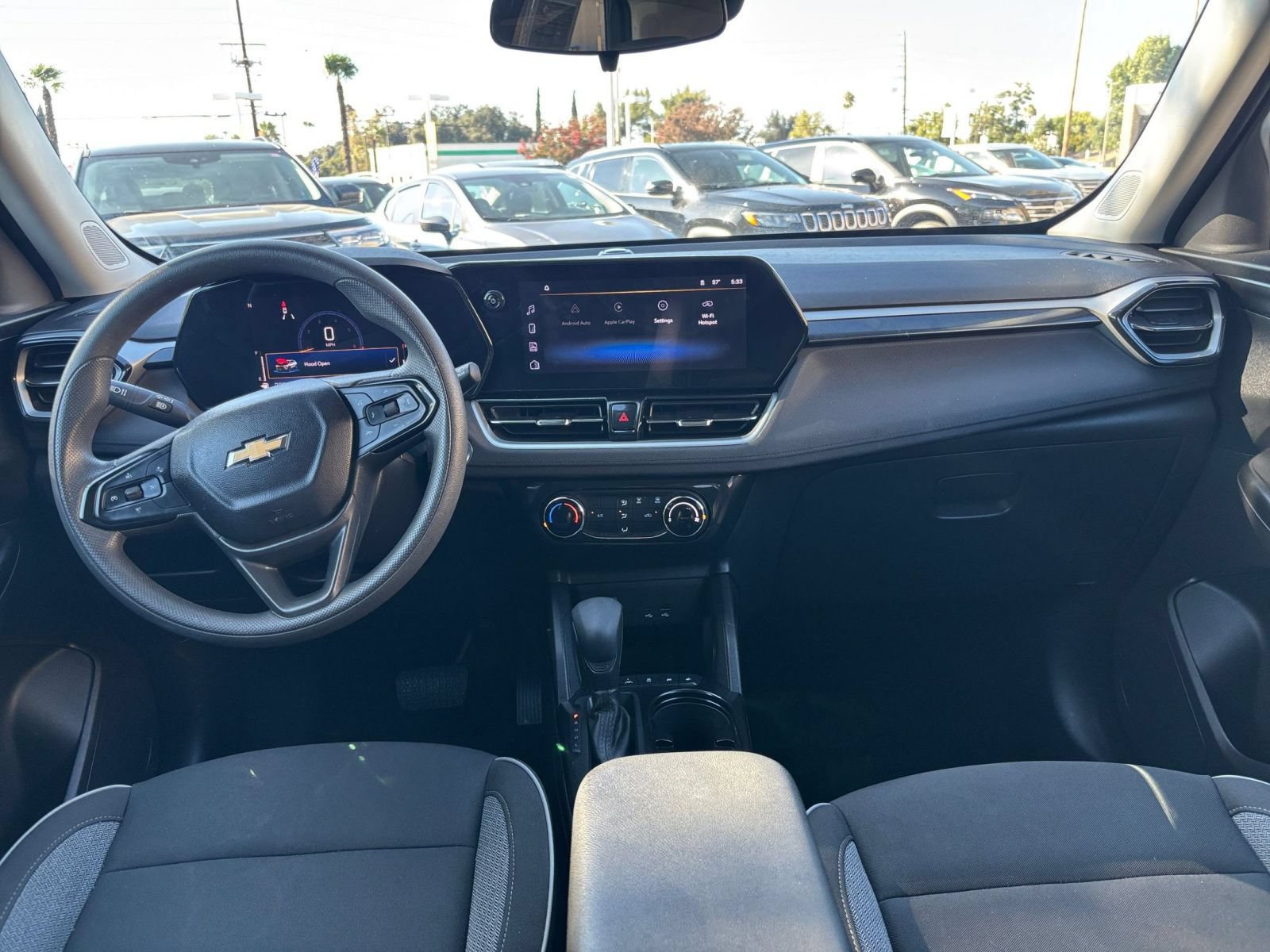 Thumbnail: 2025 Chevrolet TrailBlazer - 32