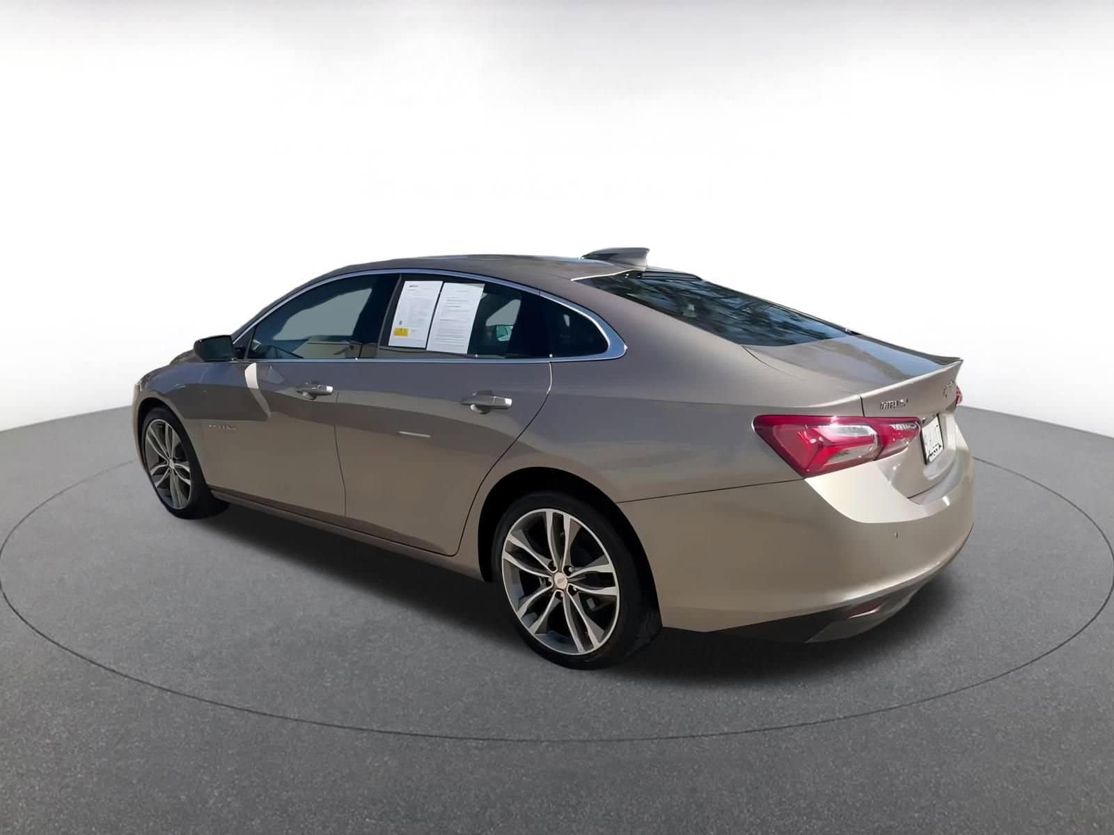 Thumbnail: 2024 Chevrolet Malibu - 10