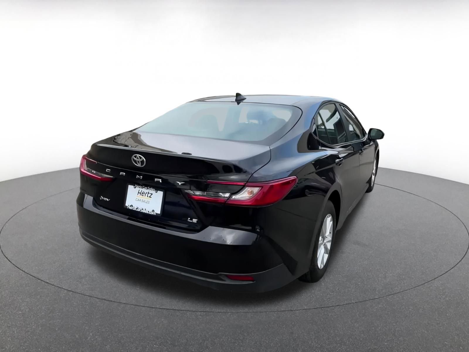 Thumbnail: 2025 Toyota Camry - 14