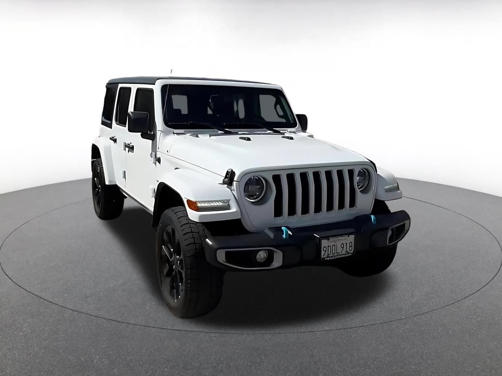 Thumbnail: 2023 Jeep Wrangler - 3