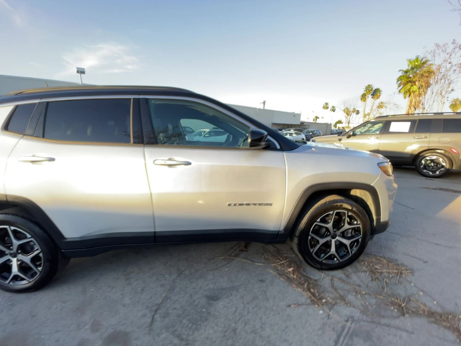 Thumbnail: 2025 Jeep Compass - 16