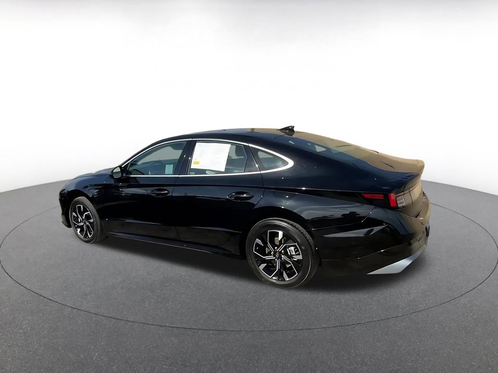 Thumbnail: 2025 Hyundai Sonata - 11