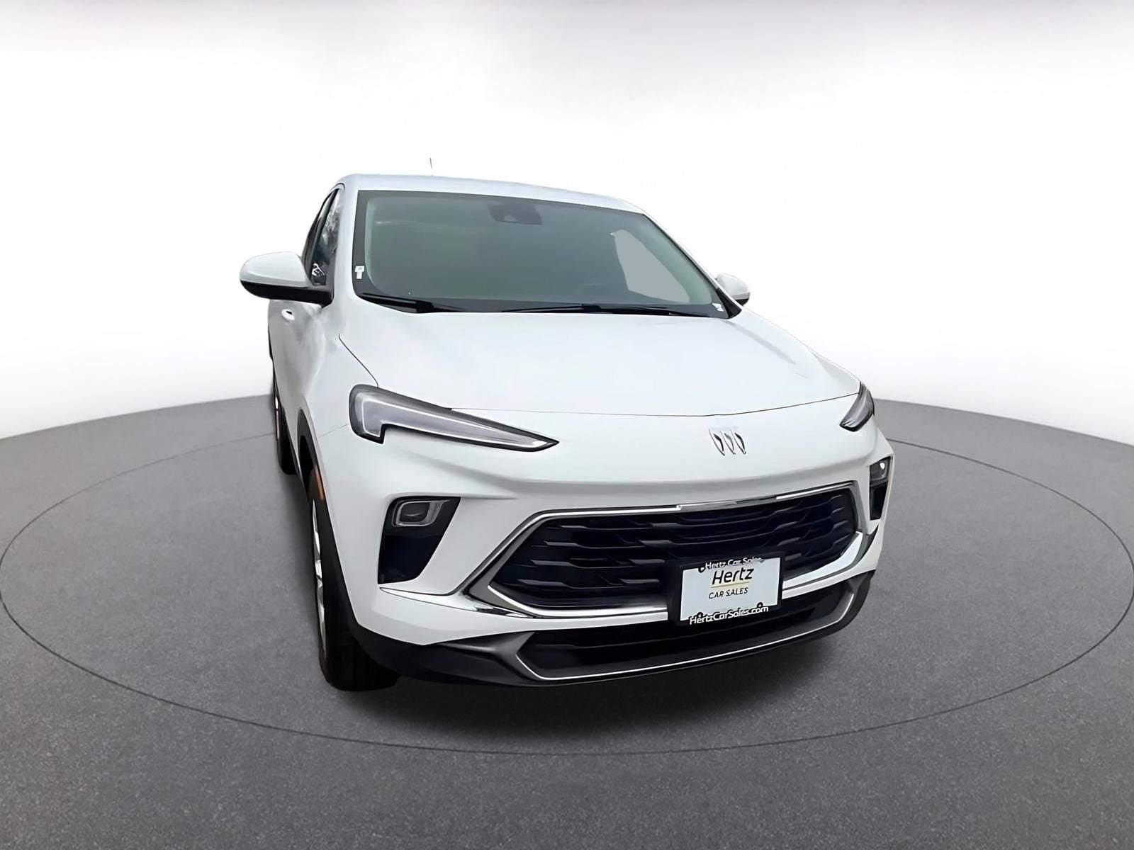 Thumbnail: 2025 Buick Encore GX - 3