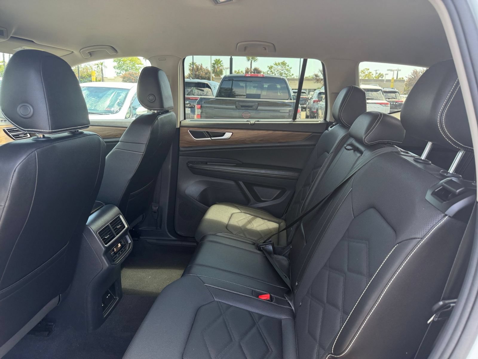 Thumbnail: 2026 Volkswagen Atlas - 27