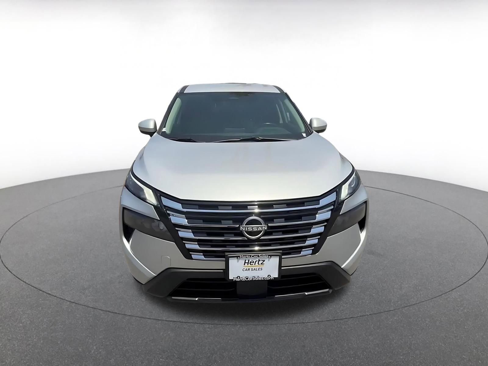 Thumbnail: 2025 Nissan Rogue - 4