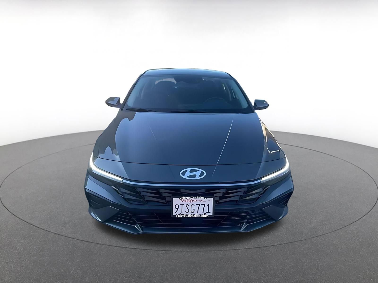 Thumbnail: 2025 Hyundai Elantra - 4