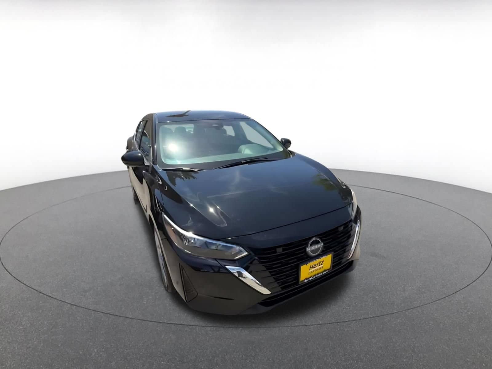 Thumbnail: 2025 Nissan Sentra - 3