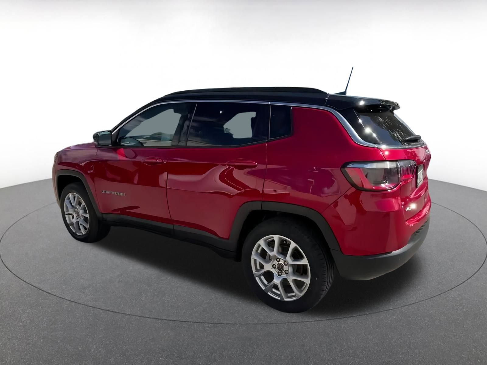 Thumbnail: 2025 Jeep Compass - 9