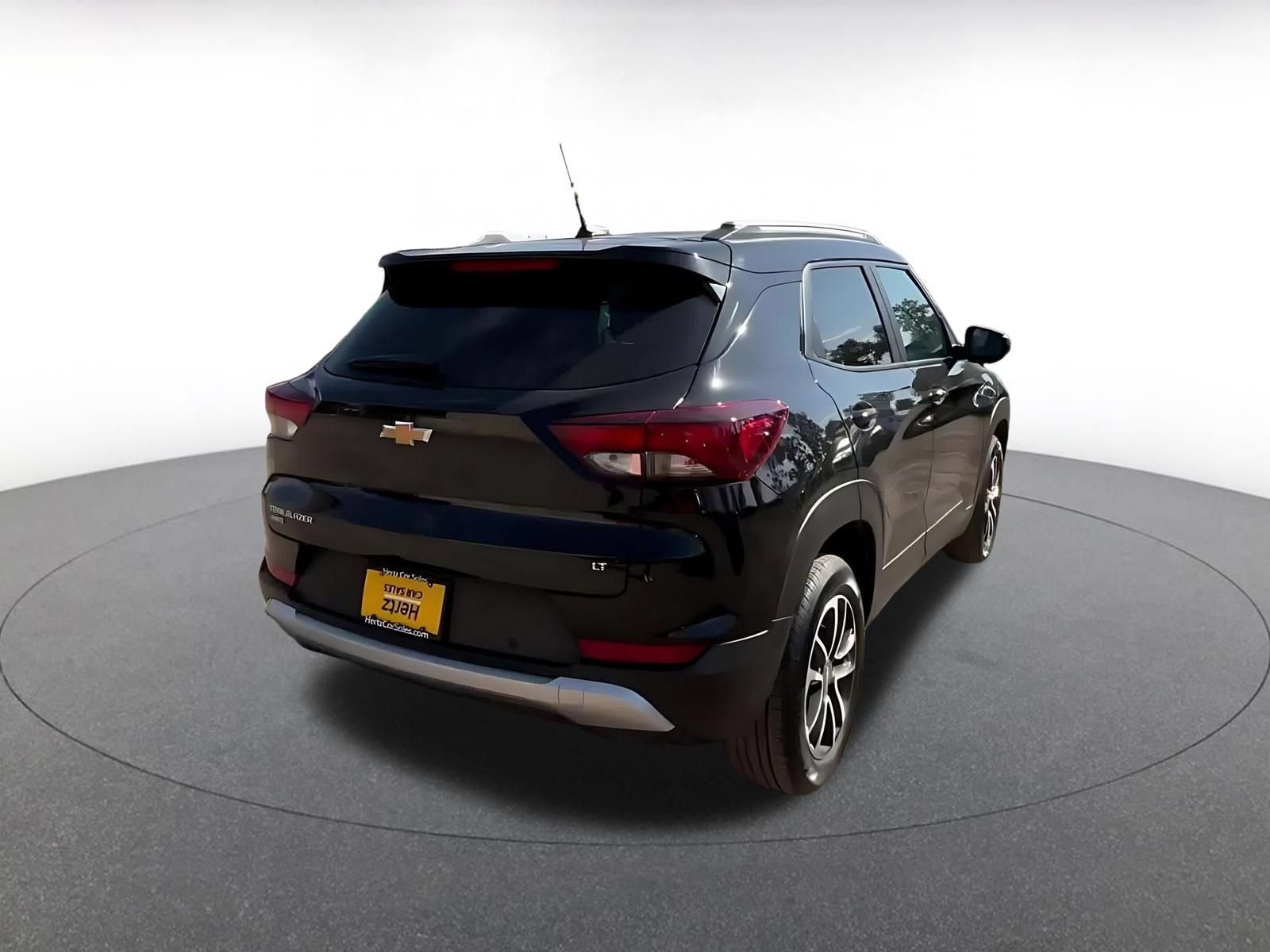 Thumbnail: 2025 Chevrolet TrailBlazer - 15