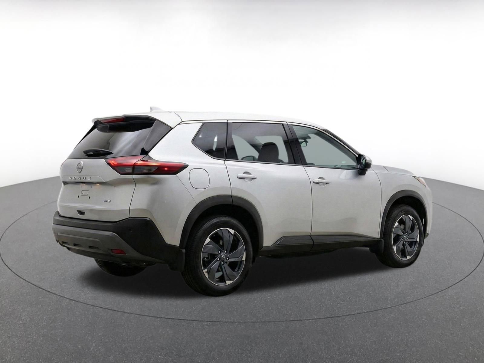 Thumbnail: 2025 Nissan Rogue - 9