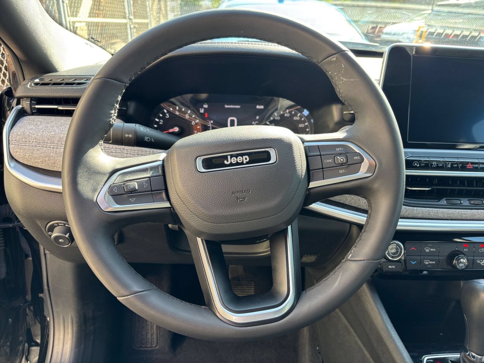 Thumbnail: 2025 Jeep Compass - 28