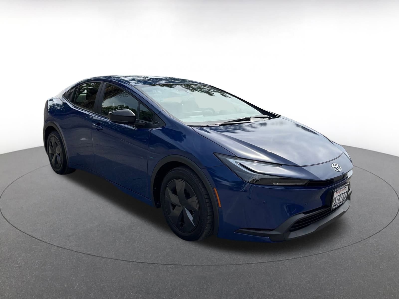 Thumbnail: 2025 Toyota Prius - 1