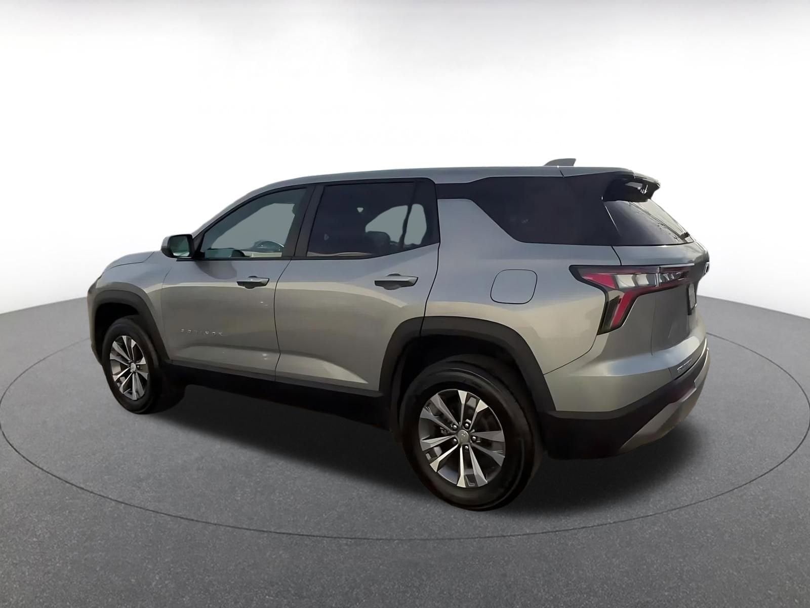 Thumbnail: 2025 Chevrolet Equinox - 10