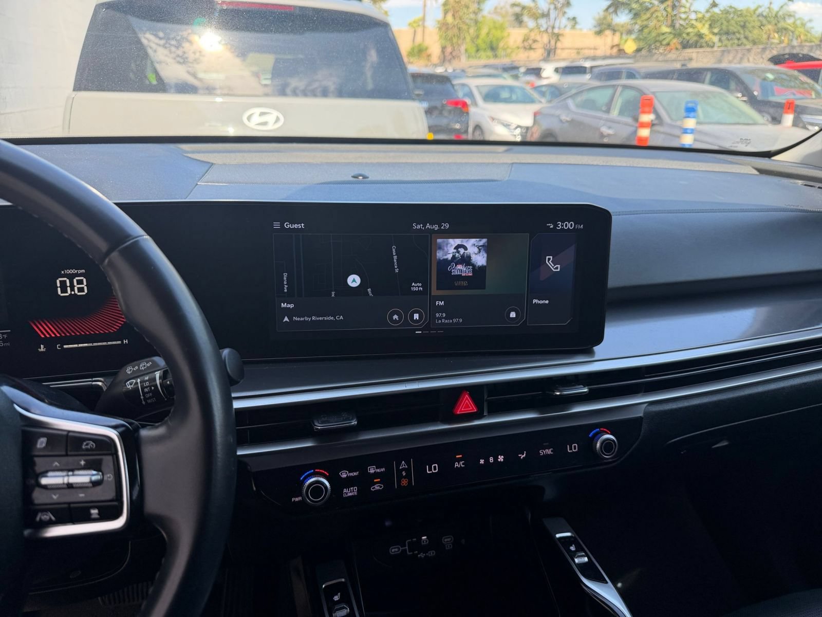 Thumbnail: 2024 Kia Sorento - 16