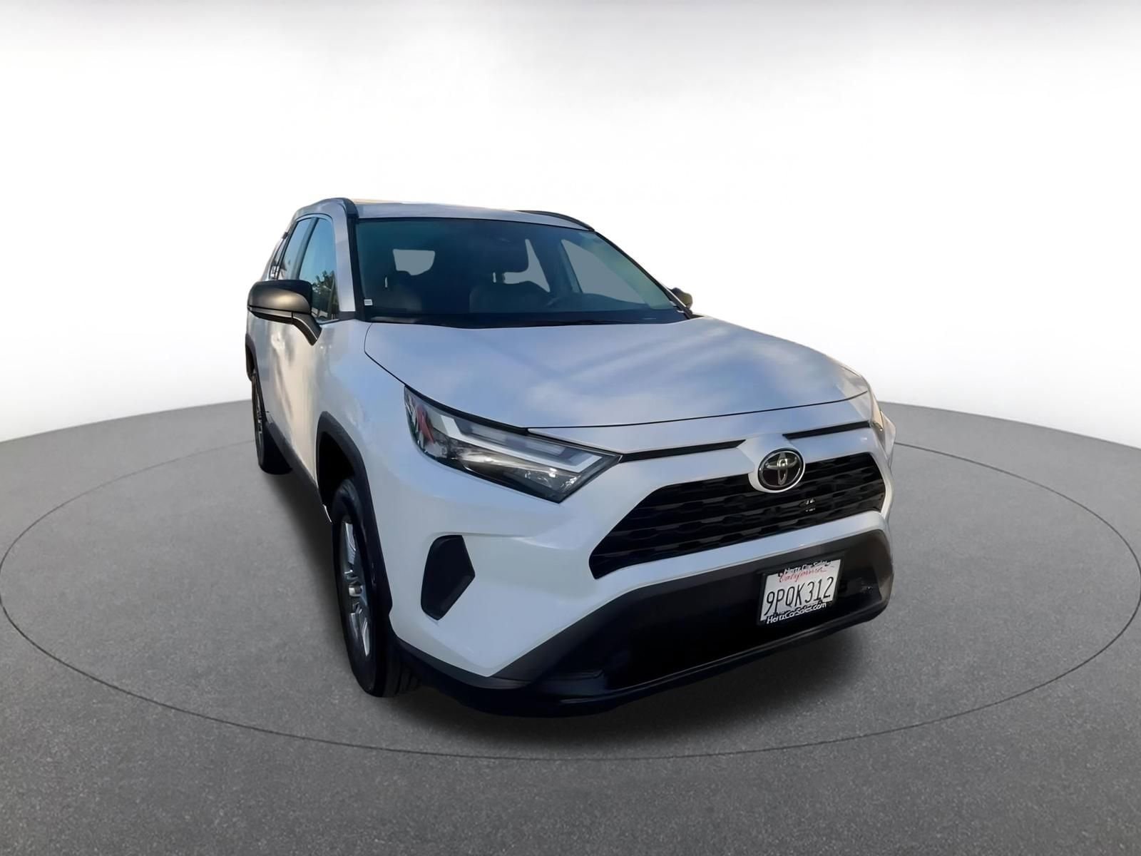 Thumbnail: 2025 Toyota RAV4 - 4