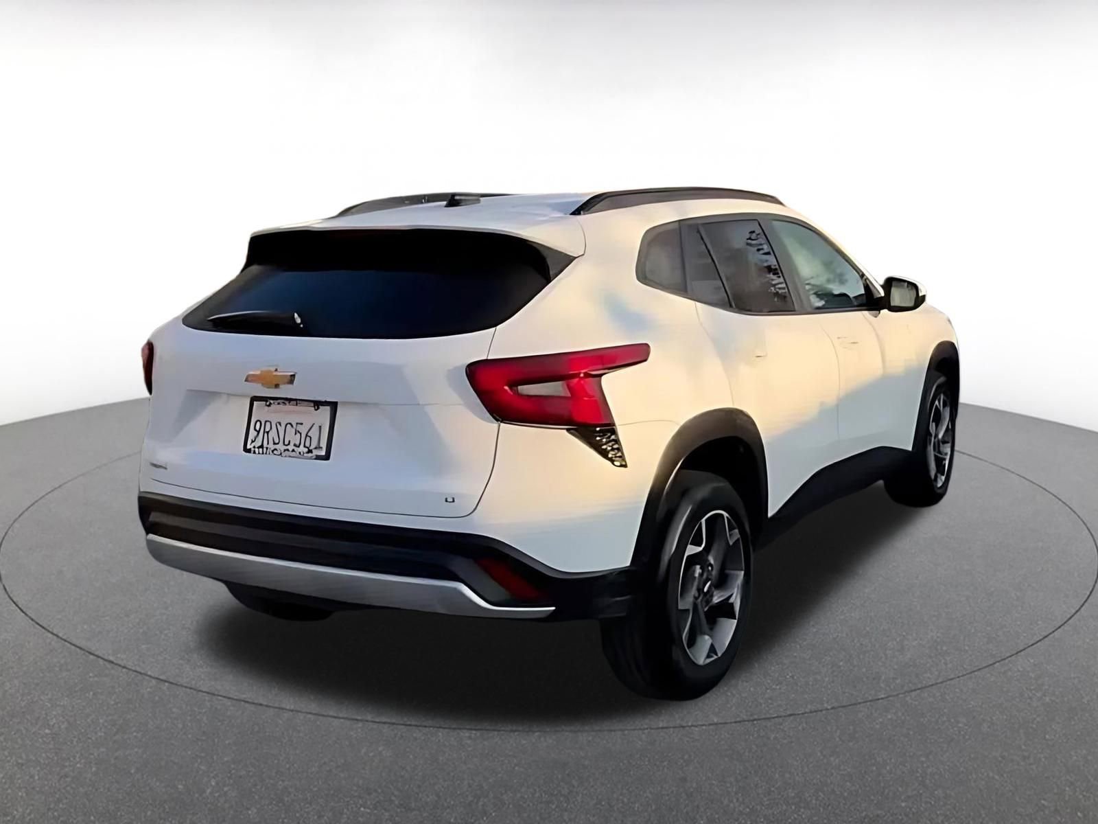 Thumbnail: 2025 Chevrolet Trax - 14