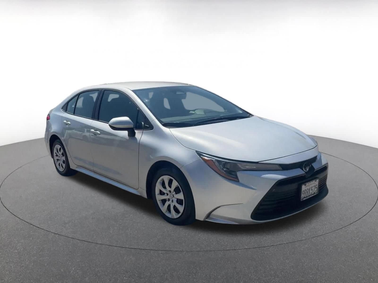 Thumbnail: 2025 Toyota Corolla - 3