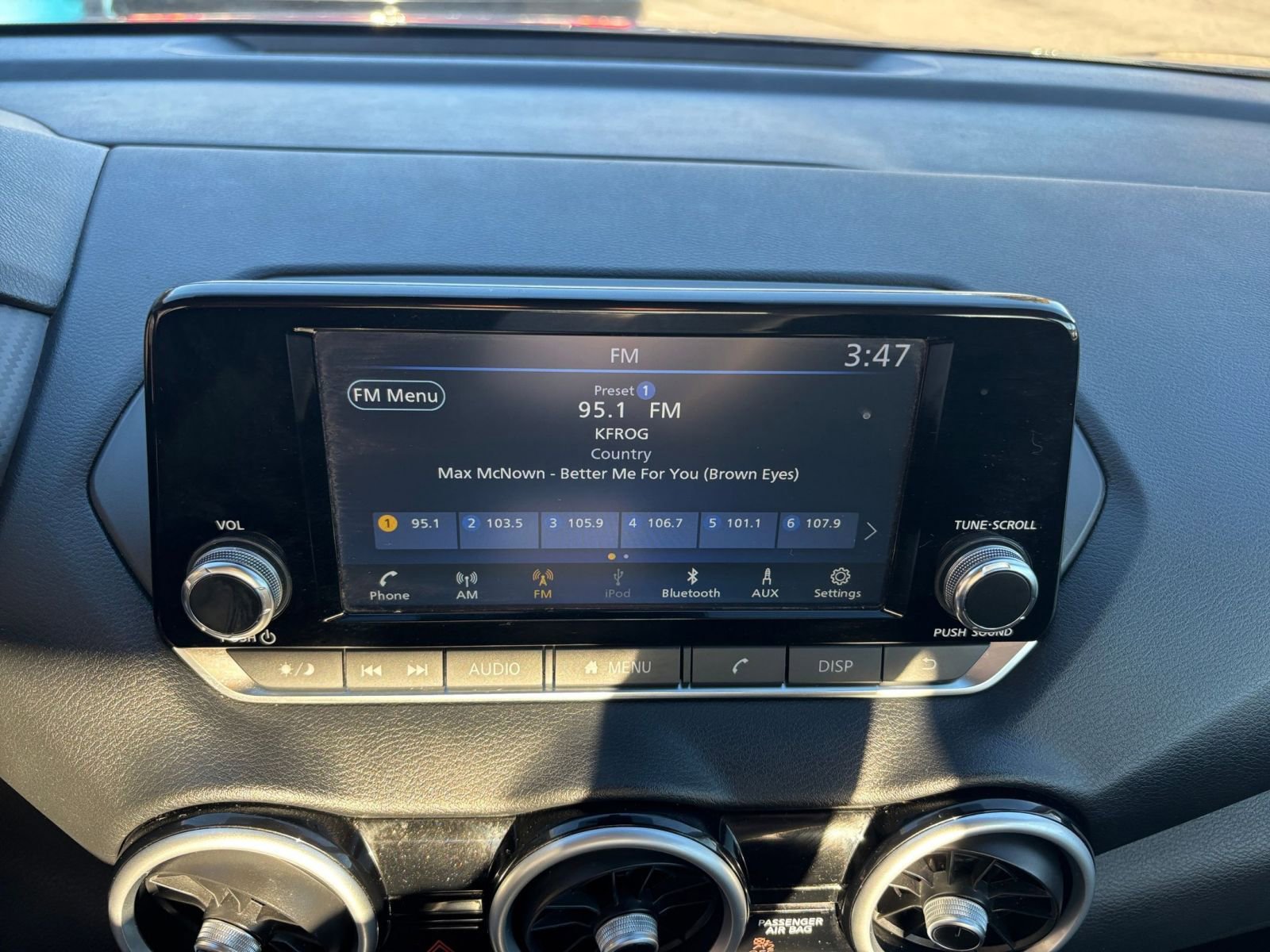 Thumbnail: 2025 Nissan Sentra - 21