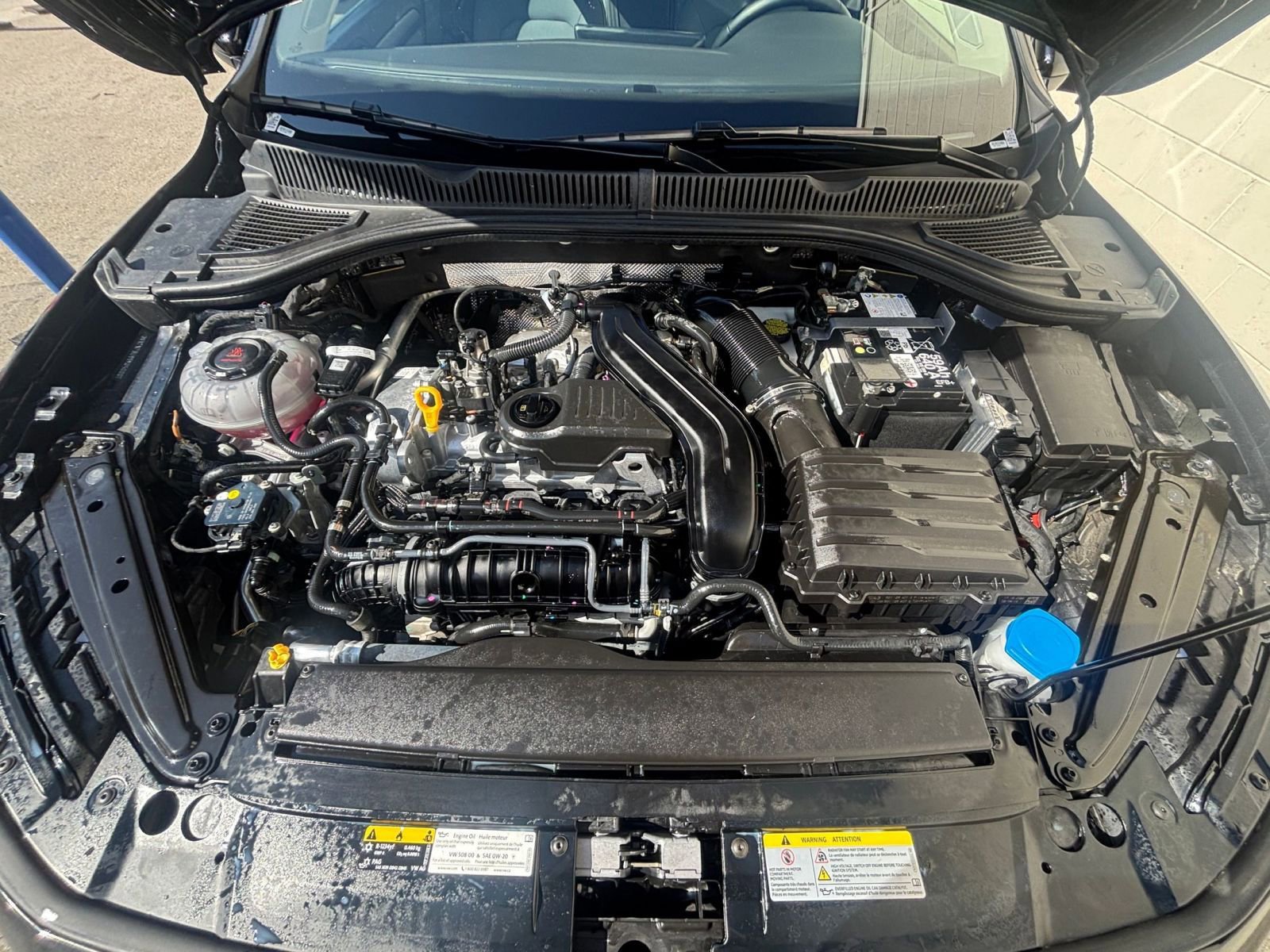 Thumbnail: 2025 Volkswagen Jetta - 32