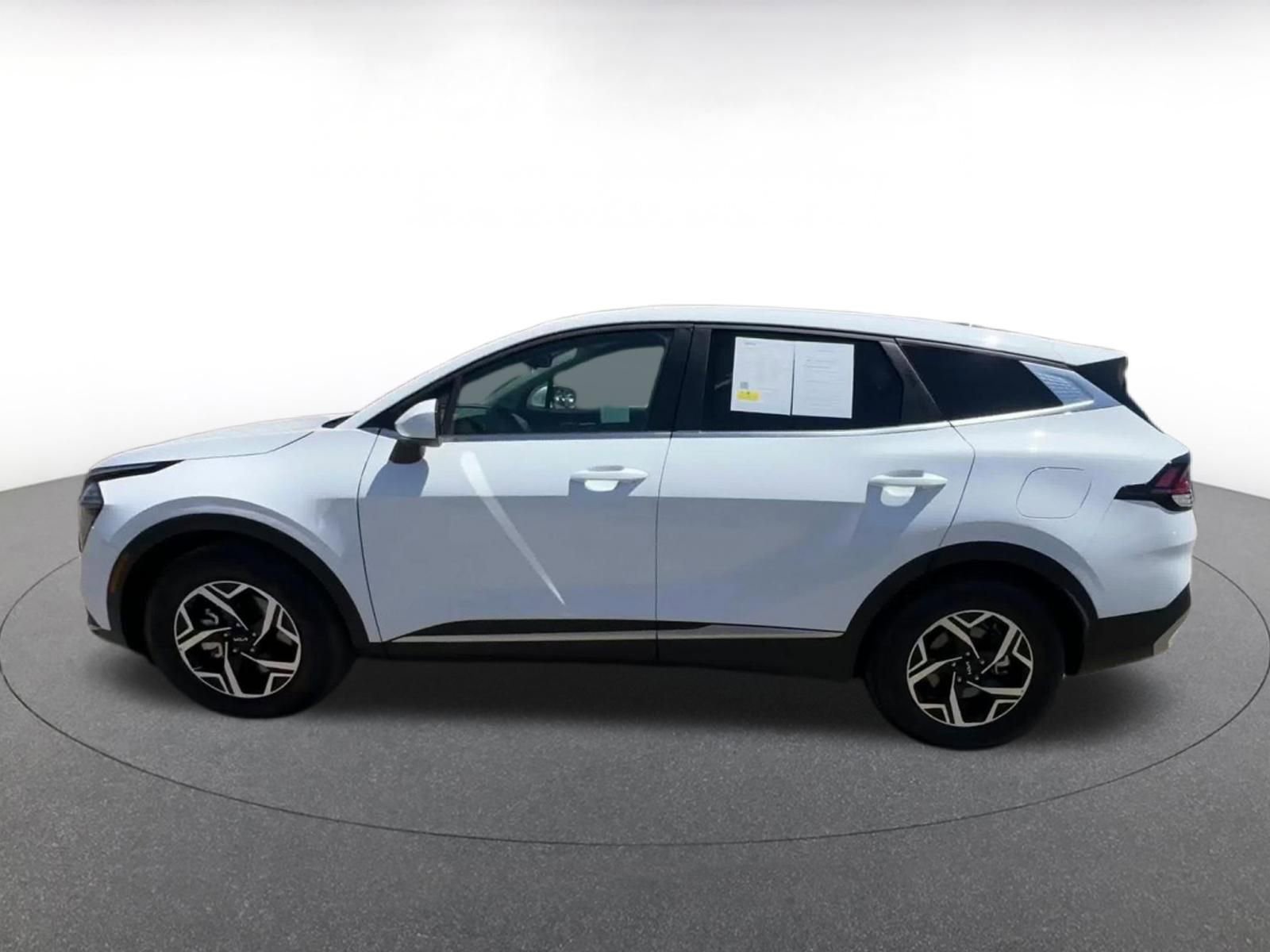 Thumbnail: 2025 Kia Sportage - 9