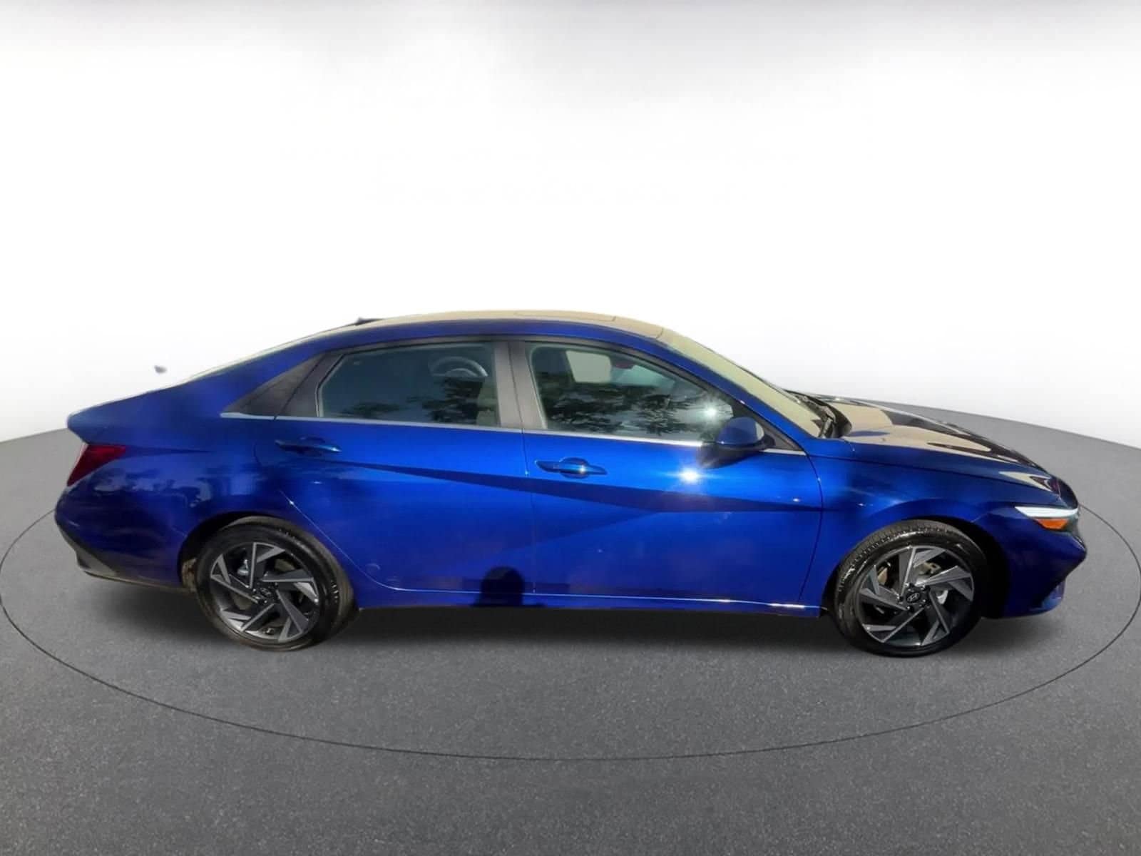 Thumbnail: 2025 Hyundai Elantra - 16