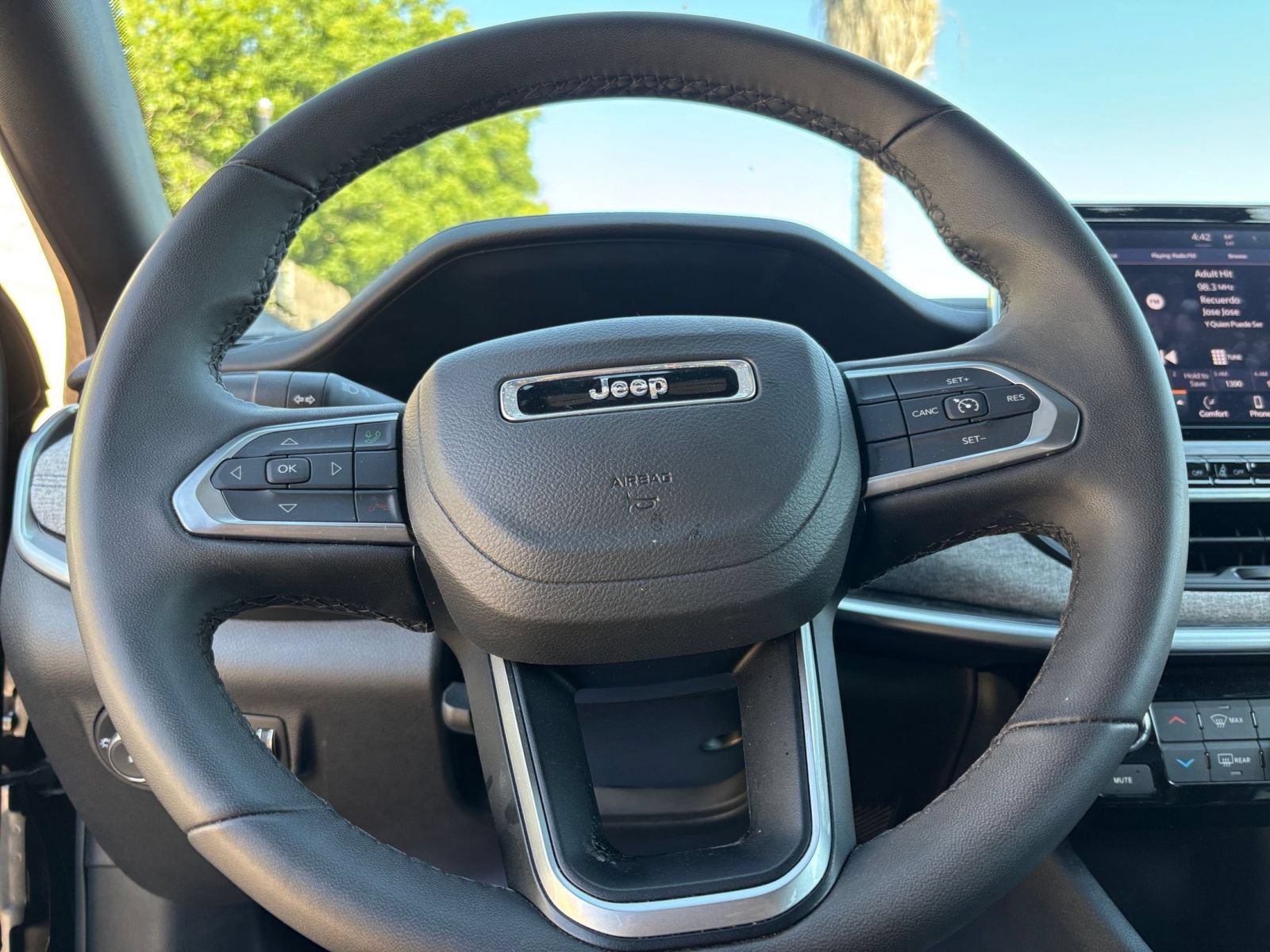Thumbnail: 2025 Jeep Compass - 27
