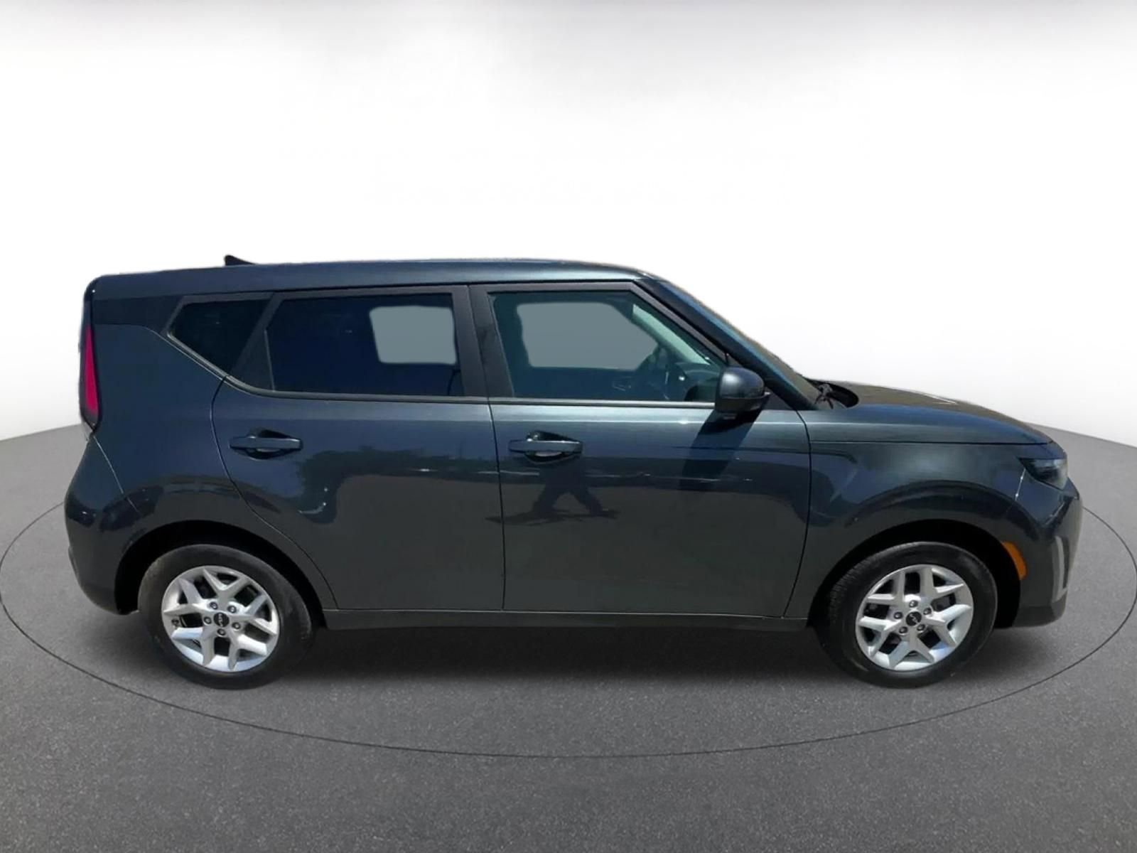 Thumbnail: 2025 Kia Soul - 16