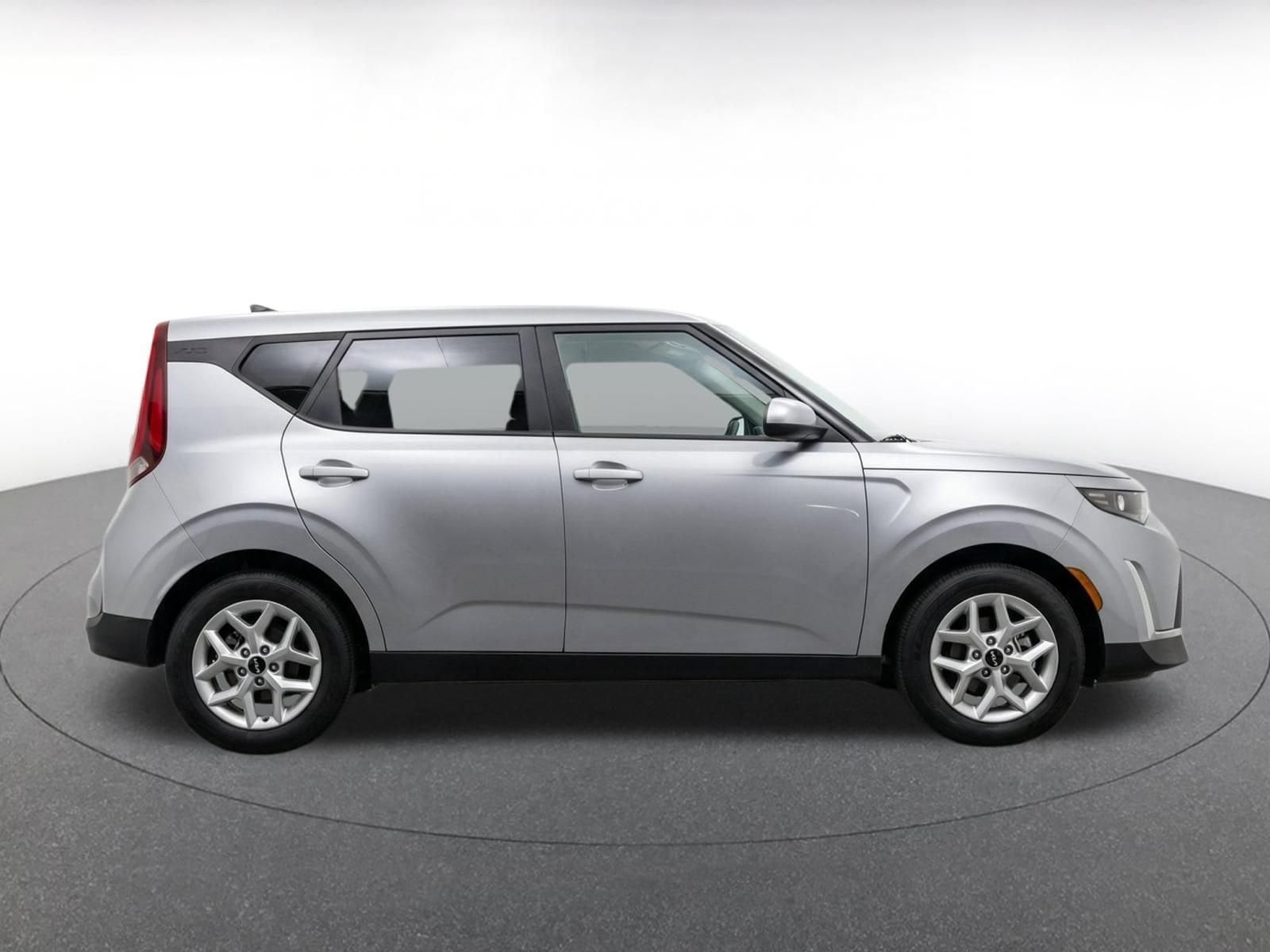 Thumbnail: 2025 Kia Soul - 8