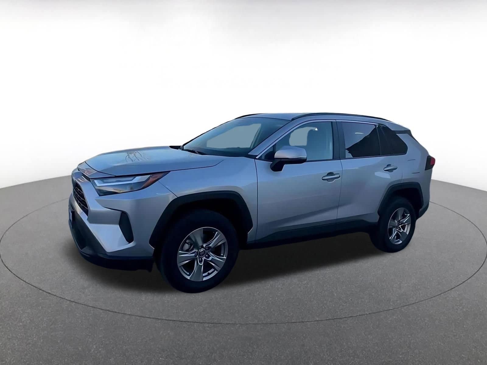 Thumbnail: 2025 Toyota RAV4 - 8