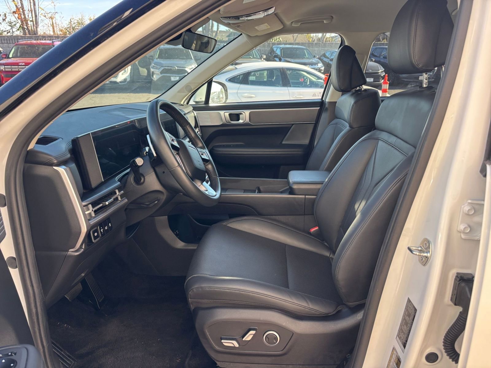 Thumbnail: 2025 Hyundai Santa Fe - 28