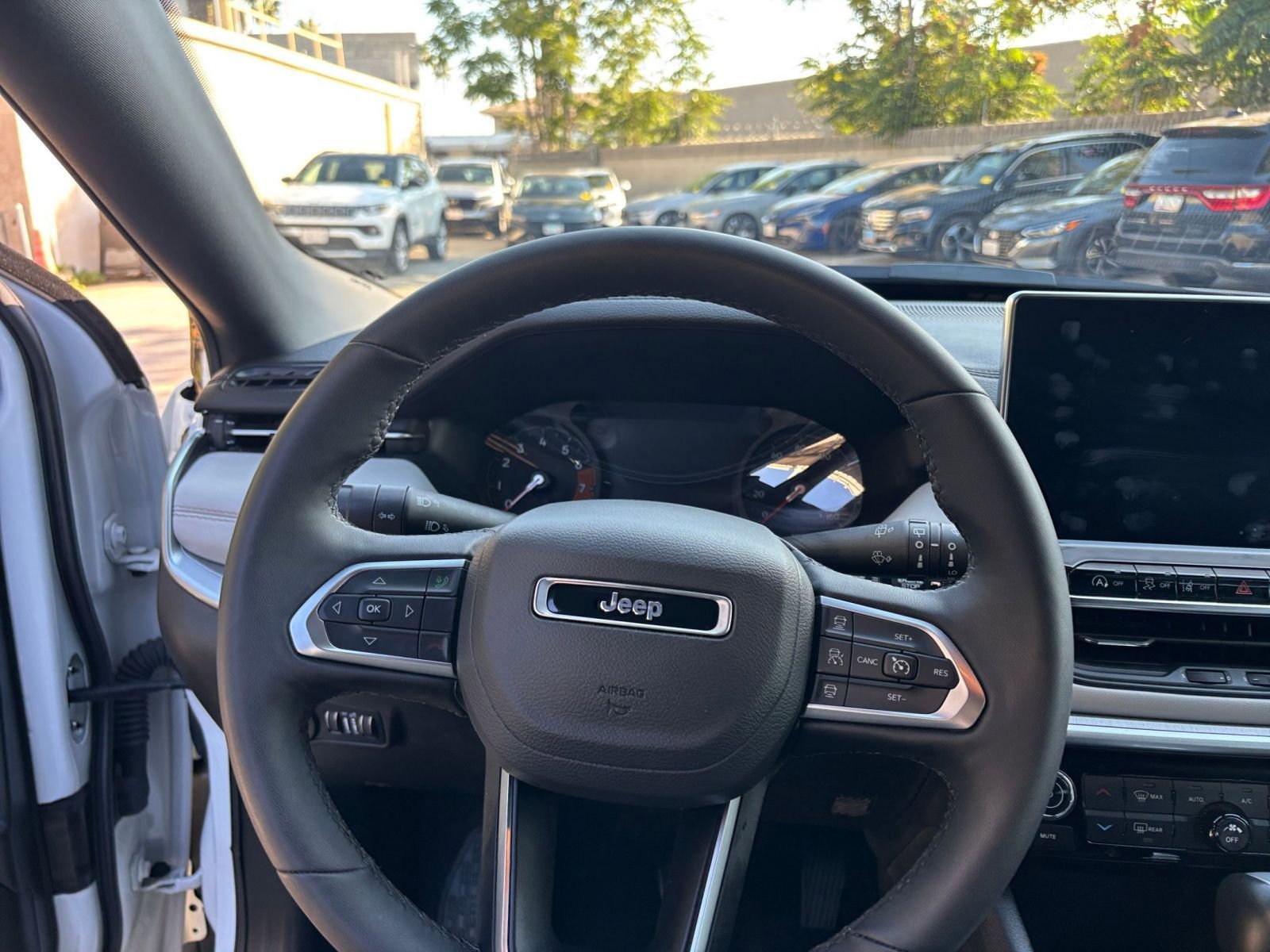 Thumbnail: 2025 Jeep Compass - 34