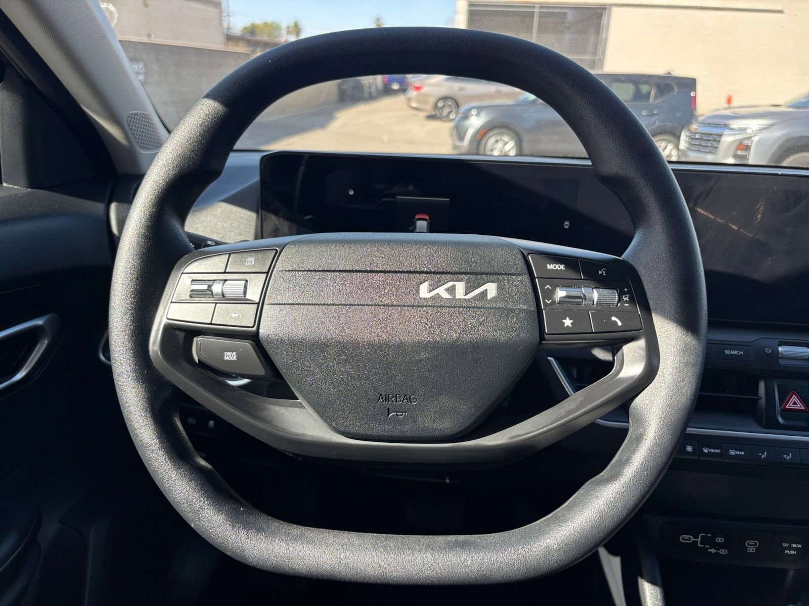 Thumbnail: 2025 Kia K4 - 31