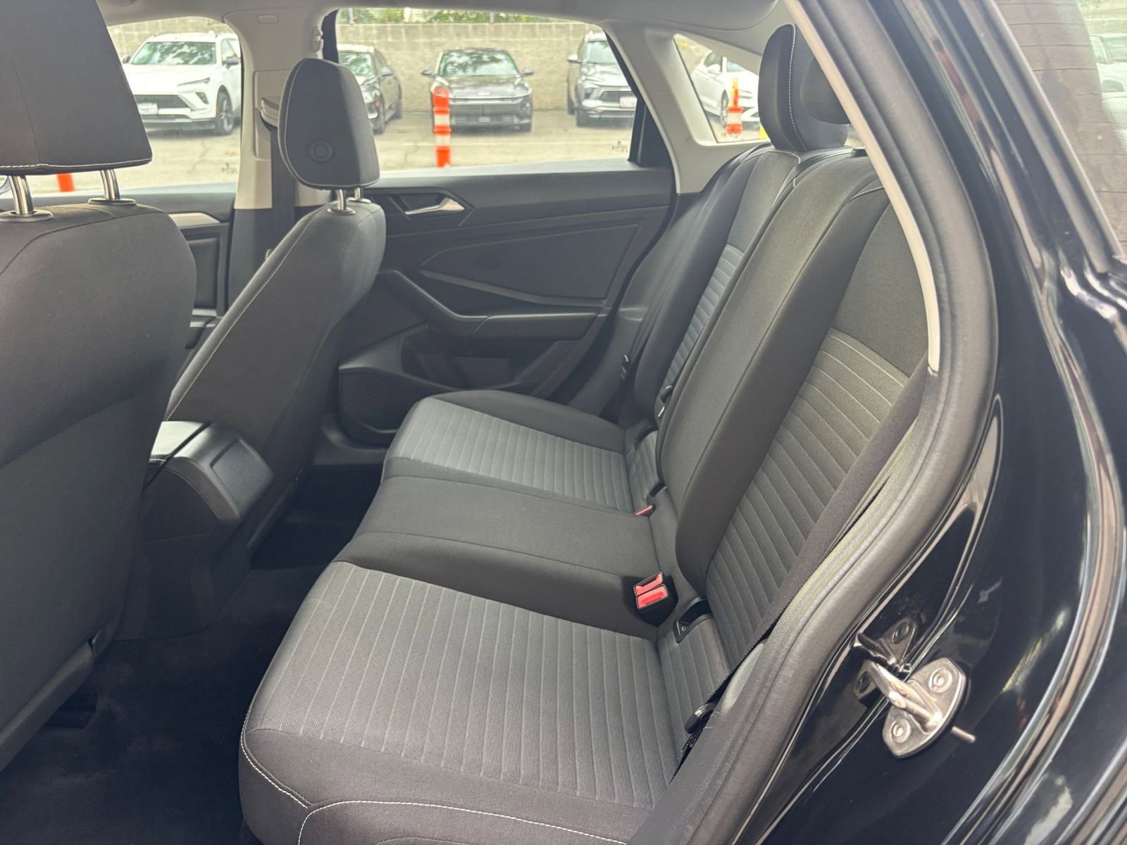 Thumbnail: 2025 Volkswagen Jetta - 25