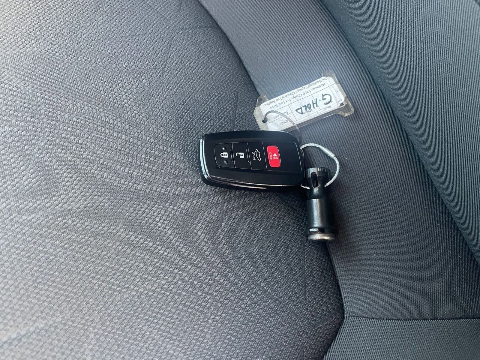 Thumbnail: 2025 Toyota RAV4 - 28