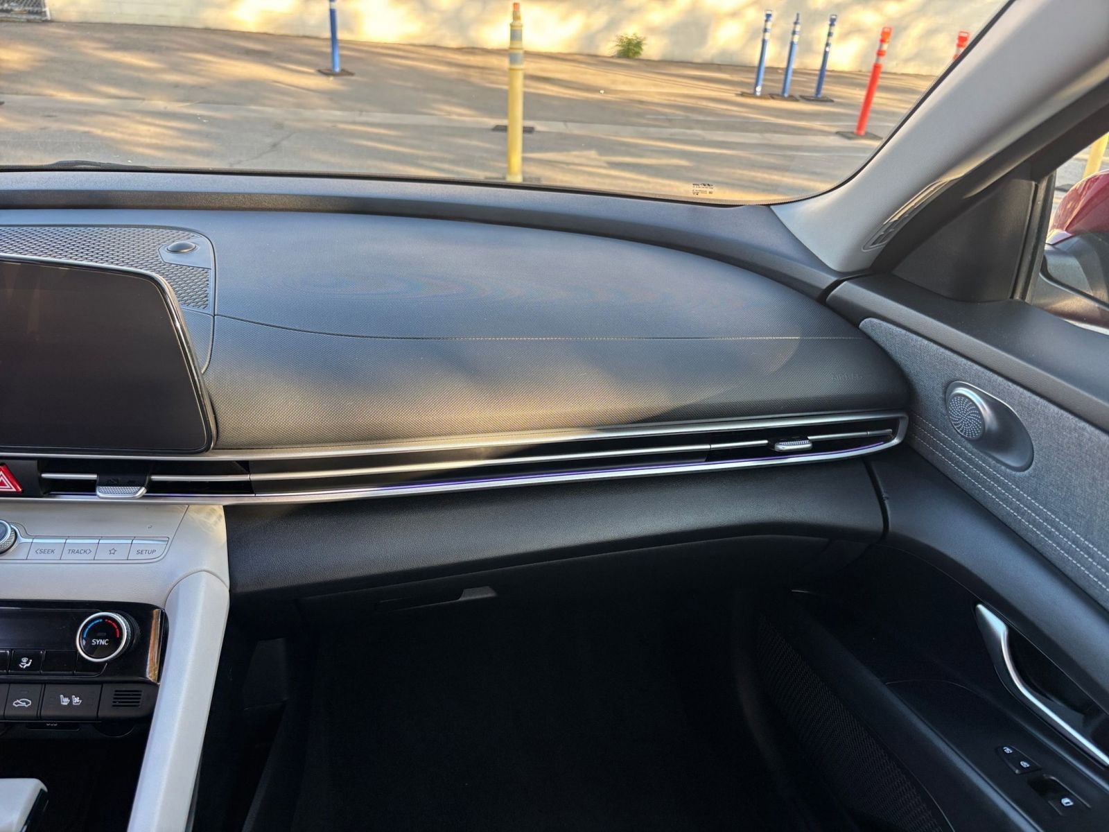 Thumbnail: 2025 Hyundai Elantra - 35