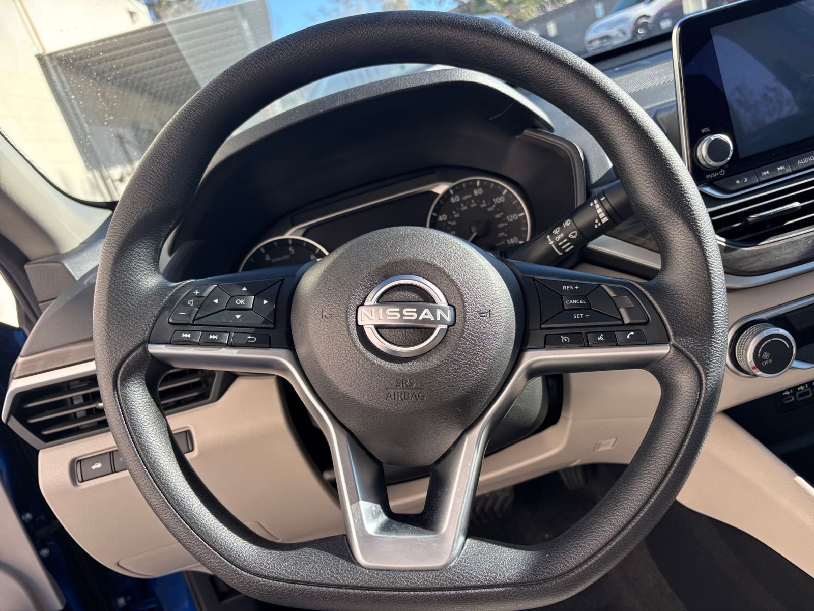 Thumbnail: 2025 Nissan Altima - 28