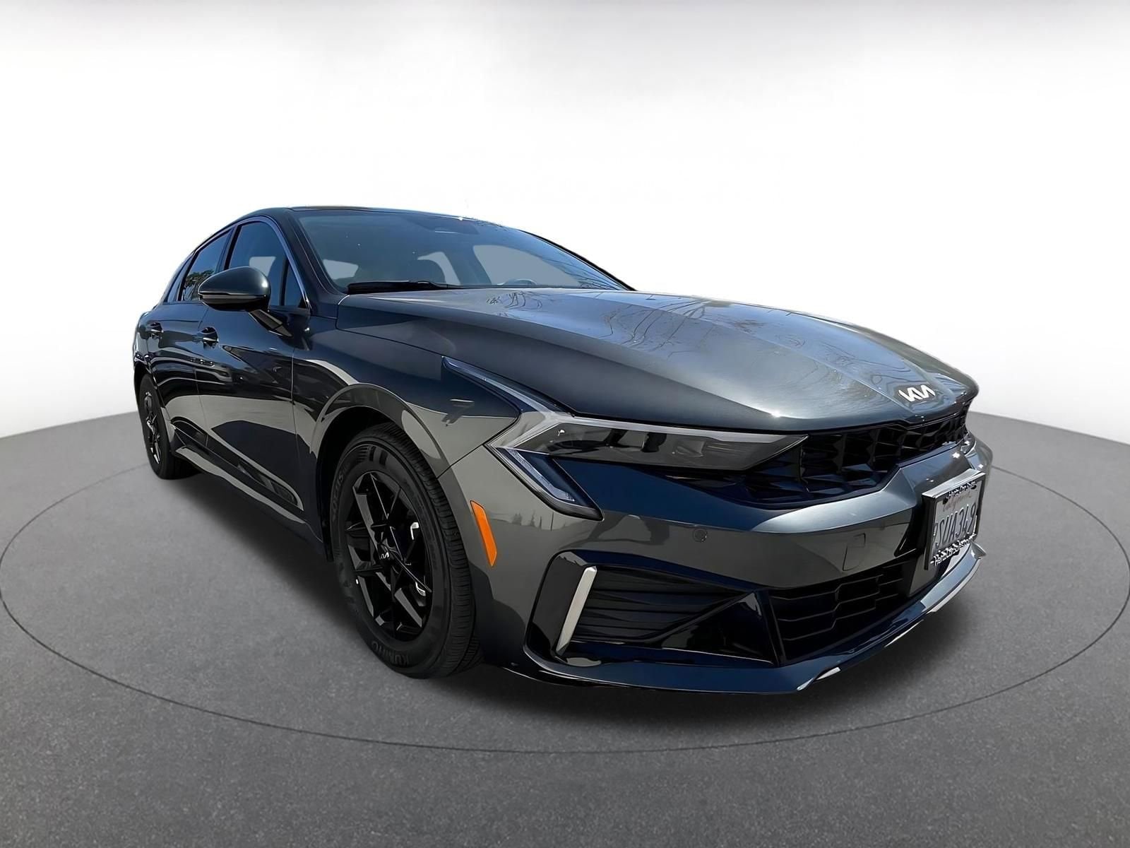 Thumbnail: 2025 Kia K5 - 1